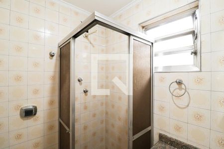 Casa para alugar com 220m², 4 quartos e 4 vagasBanheiro Social