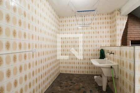 Casa para alugar com 220m², 4 quartos e 4 vagasÁrea de Serviço