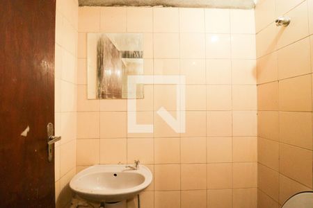 Casa para alugar com 220m², 4 quartos e 4 vagasBanheiro da Garagem