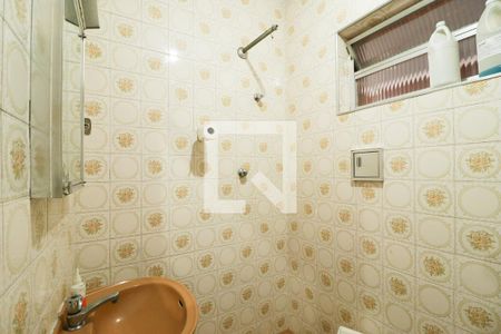 Casa para alugar com 220m², 4 quartos e 4 vagasLavabo