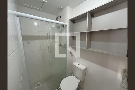 Banheiro da Suíte de apartamento para alugar com 2 quartos, 42m² em Encantado, Rio de Janeiro
