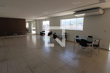 Apartamento para alugar com 42m², 2 quartos e 1 vagaÁrea comum - Salão de festas