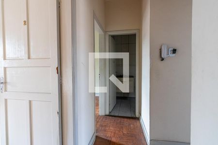 Corredor de casa à venda com 5 quartos, 210m² em Vila Gomes Cardim, São Paulo