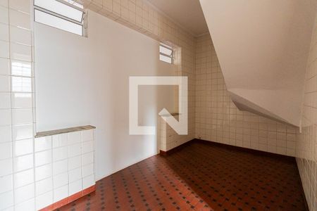Sala de casa à venda com 5 quartos, 210m² em Vila Gomes Cardim, São Paulo