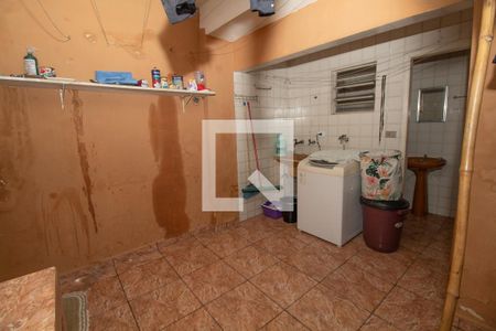Casa à venda com 120m², 4 quartos e 2 vagasÁrea de Serviço