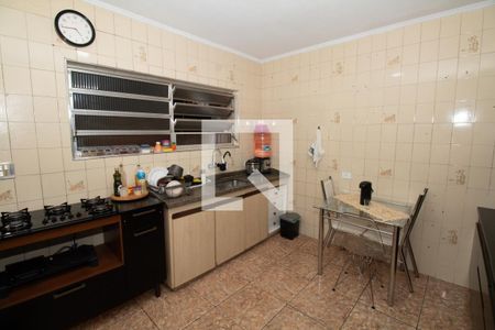 Casa à venda com 120m², 4 quartos e 2 vagasCozinha