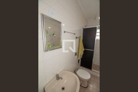 Casa à venda com 120m², 4 quartos e 2 vagasBanheiro da Suite 1