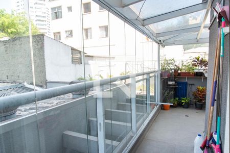 Apartamento à venda com 105m², 2 quartos e 2 vagasÁrea de serviço