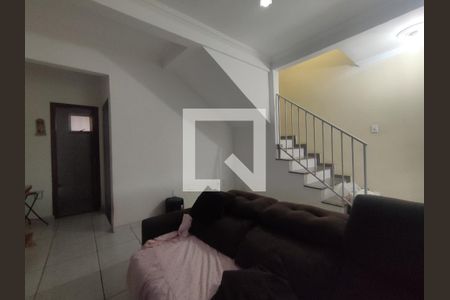 Sala de casa à venda com 2 quartos, 94m² em Sapucaias Iii, Contagem