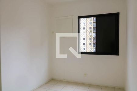 Quarto  de apartamento para alugar com 2 quartos, 52m² em Del Castilho, Rio de Janeiro