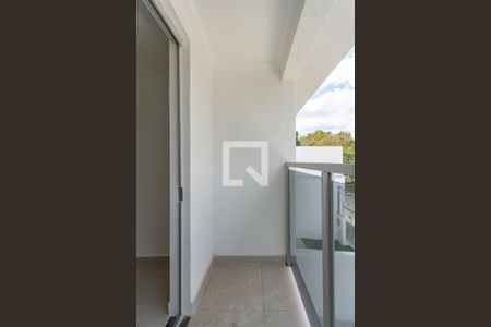 Casa à venda com 90m², 3 quartos e 1 vaga Casa à venda com 90m², 3 quartos e 1 vagaQuarto 2 - Varanda