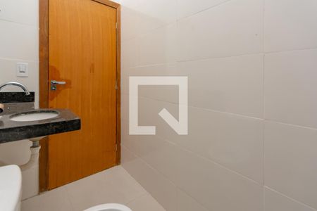 Casa à venda com 90m², 3 quartos e 1 vaga Casa à venda com 90m², 3 quartos e 1 vagaBanheiro social