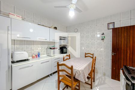 Casa à venda com 280m², 5 quartos e 2 vagasCozinha