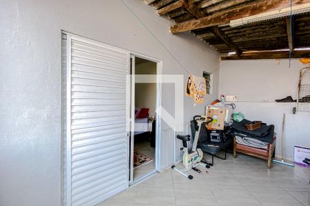 Casa à venda com 280m², 5 quartos e 2 vagasQuarto - Varanda (Casa 2)