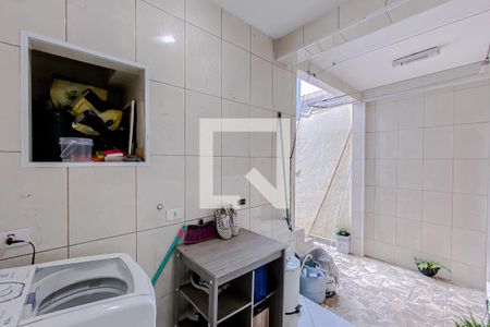 Casa à venda com 280m², 5 quartos e 2 vagasÁrea de serviço (Casa 2)