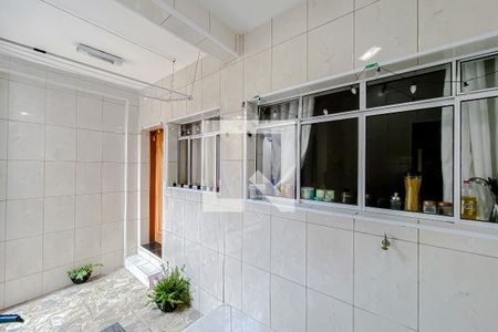 Casa à venda com 280m², 5 quartos e 2 vagasÁrea de serviço (Casa 2)