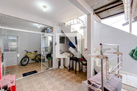 Casa à venda com 280m², 5 quartos e 2 vagasÁrea de serviço (Casa 3)