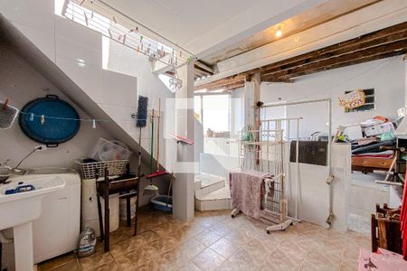 Casa à venda com 280m², 5 quartos e 2 vagasÁrea de serviço (Casa 3)