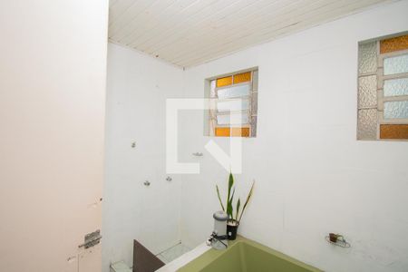 Casa à venda com 250m², 3 quartos e 4 vagas Casa à venda com 250m², 3 quartos e 4 vagasbanheiro