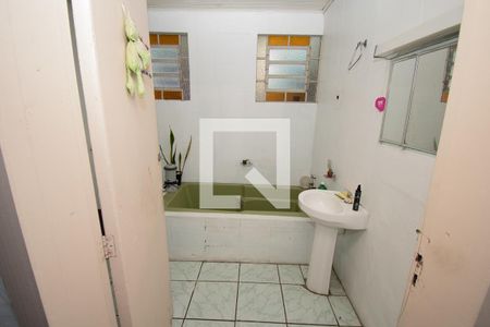 Casa à venda com 250m², 3 quartos e 4 vagas Casa à venda com 250m², 3 quartos e 4 vagasbanheiro