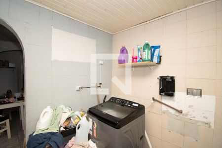 Casa à venda com 250m², 3 quartos e 4 vagas Casa à venda com 250m², 3 quartos e 4 vagasárea de serviço