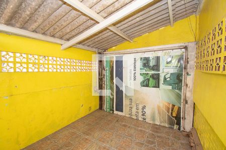 Casa à venda com 250m², 3 quartos e 4 vagas Casa à venda com 250m², 3 quartos e 4 vagasgaragem