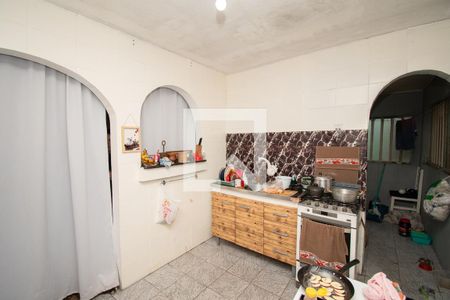 Casa à venda com 250m², 3 quartos e 4 vagas Casa à venda com 250m², 3 quartos e 4 vagascozinha