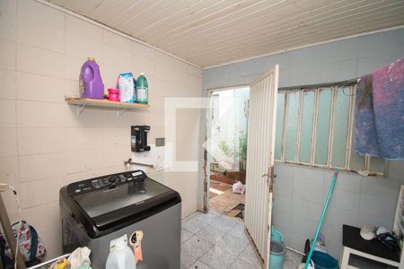 Casa à venda com 250m², 3 quartos e 4 vagas Casa à venda com 250m², 3 quartos e 4 vagasárea de serviço