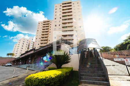 Apartamento para alugar com 62m², 2 quartos e 1 vagaFachada e portaria