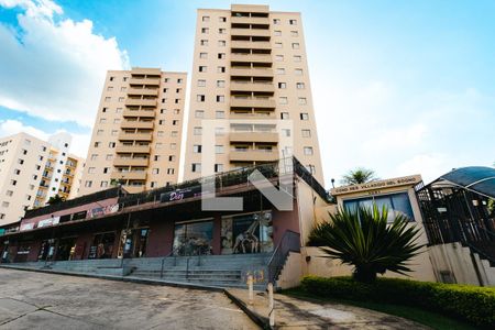 Apartamento para alugar com 62m², 2 quartos e 1 vagaFachada e portaria