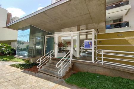 Apartamento para alugar com 140m², 3 quartos e 1 vagaFachada