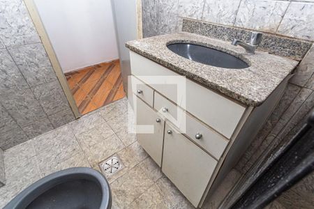 Apartamento à venda com 61m², 3 quartos e sem vaga Apartamento à venda com 61m², 3 quartos e sem vagaArmário do Banheiro Social