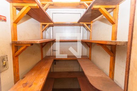 Apartamento à venda com 61m², 3 quartos e sem vaga Apartamento à venda com 61m², 3 quartos e sem vagaDespensa da Área de Serviço