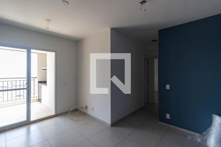 Sala de apartamento para alugar com 2 quartos, 64m² em Continental, Osasco