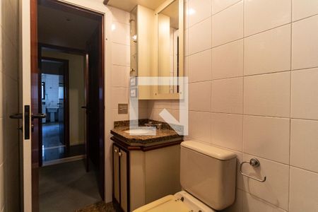 Apartamento à venda com 186m², 4 quartos e 3 vagasBanheiro da Suíte 3