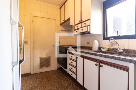 Apartamento à venda com 186m², 4 quartos e 3 vagasCozinha