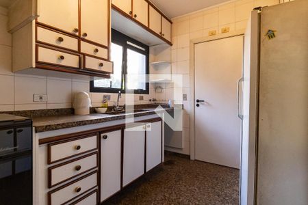 Apartamento à venda com 186m², 4 quartos e 3 vagasCozinha