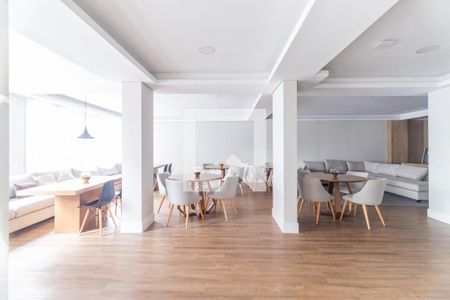 Apartamento à venda com 52m², 2 quartos e 1 vaga Apartamento à venda com 52m², 2 quartos e 1 vagaÁrea comum - Salão de Festas