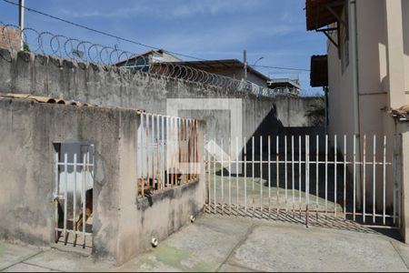 Casa à venda com 708m², 3 quartos e 3 vagasQuintal