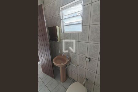 Casa para alugar com 70m², 3 quartos e 1 vaga Casa para alugar com 70m², 3 quartos e 1 vagaBanheiro