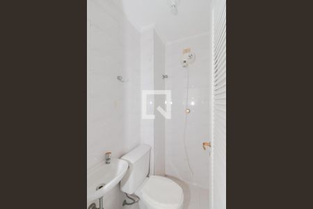 Apartamento à venda com 180m², 4 quartos e 2 vagas Apartamento à venda com 180m², 4 quartos e 2 vagasBanheiro de Serviço