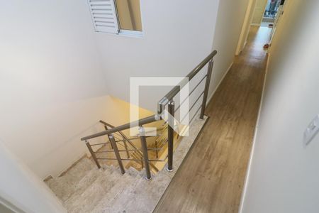 Casa à venda com 129m², 3 quartos e 5 vagasEscada