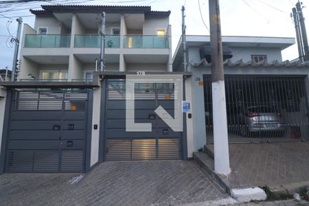 Casa à venda com 129m², 3 quartos e 5 vagasFachada