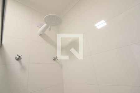 Casa à venda com 129m², 3 quartos e 5 vagasBanheiro Quarto 1