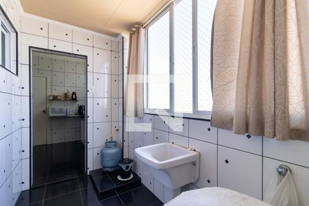 Apartamento à venda com 130m², 2 quartos e sem vaga Apartamento à venda com 130m², 2 quartos e sem vagaÁrea de serviço