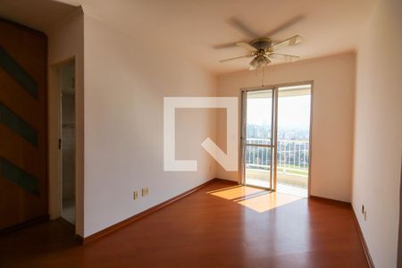 Apartamento à venda com 45m², 2 quartos e 1 vaga Apartamento à venda com 45m², 2 quartos e 1 vagaSala