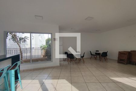 Apartamento para alugar com 44m², 2 quartos e 1 vaga Apartamento para alugar com 44m², 2 quartos e 1 vagaÁrea comum - Salão de festas