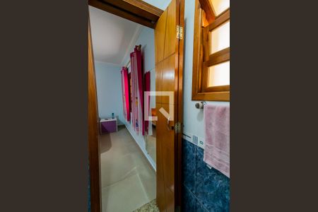 Casa à venda com 338m², 3 quartos e 2 vagasBanheiro da Suíte 2