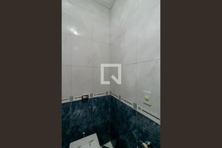 Casa à venda com 338m², 3 quartos e 2 vagasBanheiro