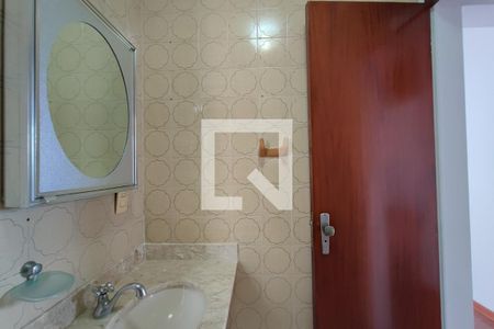 Apartamento para alugar com 71m², 3 quartos e 2 vagasBanheiro